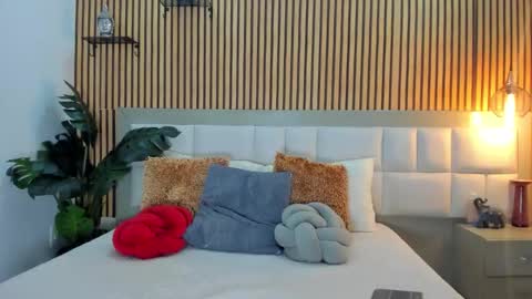 roseaurora online show from 01-17-26, 12:54