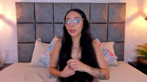roseaurora online show from 05-23-26, 11:03
