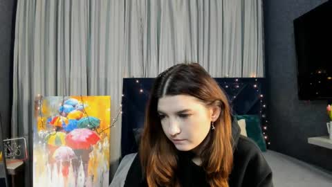 Snapshot of roseblanche2k chatting on 12-29-24, 09:41 Florin online show from 12-29-24, 09:41