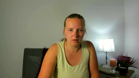 Rose online show from 05-21-26, 05:42