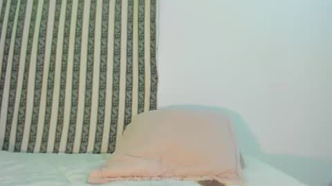 Snapshot of roselyn_caprice chatting on 06-29-26, 10:15 roselyn online show from 06-29-26, 10:15