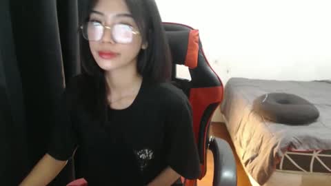 Snapshot of rosemae07 chatting on 09-10-25, 07:52 rosemae07 online show from 09-10-25, 07:52