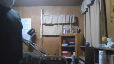 Snapshot of rosepanda chatting on 12-25-24, 11:11 Lost4gain online show from 12-25-24, 11:11