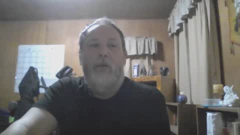 Snapshot of rosepanda chatting on 12-28-24, 08:58 Lost4gain online show from 12-28-24, 08:58