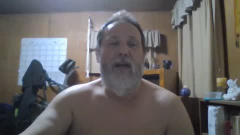 Snapshot of rosepanda chatting on 01-11-25, 05:20 Lost4gain online show from 01-11-25, 05:20