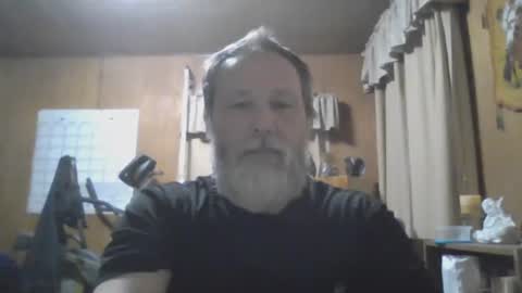 Snapshot of rosepanda chatting on 01-20-25, 07:25 Lost4gain online show from 01-20-25, 07:25