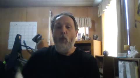 Snapshot of rosepanda chatting on 02-08-25, 04:04 Lost4gain online show from 02-08-25, 04:04