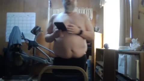 Snapshot of rosepanda chatting on 02-17-25, 08:58 Lost4gain online show from 02-17-25, 08:58