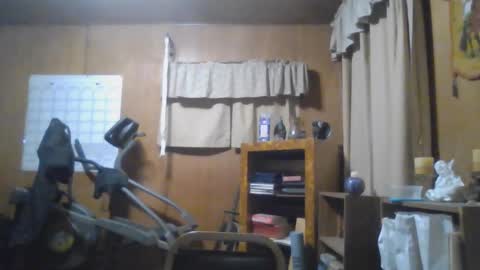 Snapshot of rosepanda chatting on 02-25-25, 07:42 Lost4gain online show from 02-25-25, 07:42