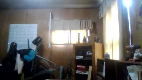 Snapshot of rosepanda chatting on 10-19-25, 03:01 Lost4gain online show from 10-19-25, 03:01