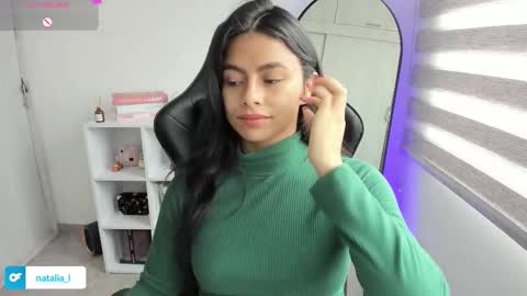 Snapshot of roseparis chatting on 11-14-25, 02:49 Nat online show from 11-14-25, 02:49