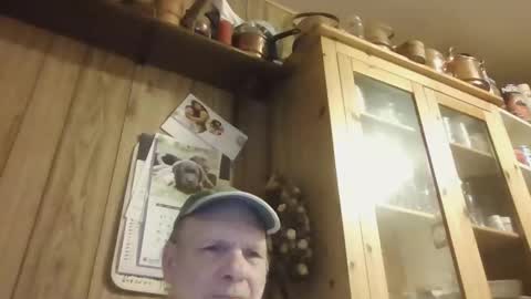 roses2u1958 online show from 12-23-24, 12:14