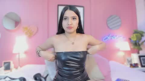 rosevelvet_dh online show from 07-04-26, 12:44
