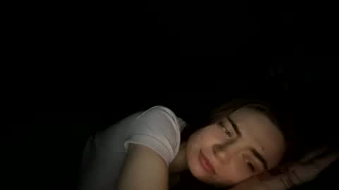 Snapshot of roseyla1 chatting on 07-20-26, 09:12 roseyla1 online show from 07-20-26, 09:12