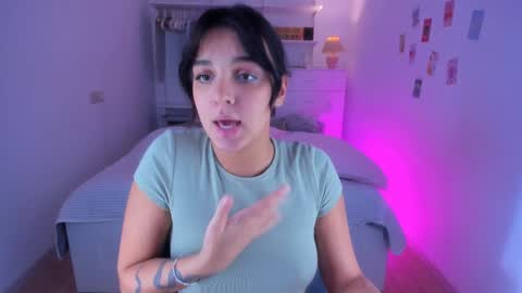 Roshelle online show from 02-08-25, 11:33