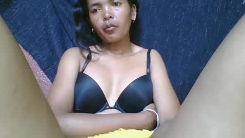 rosia685234 online show from 01-07-26, 06:05