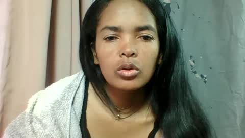 Snapshot of rosia685234 chatting on 07-02-26, 03:23 rosia685234 online show from 07-02-26, 03:23