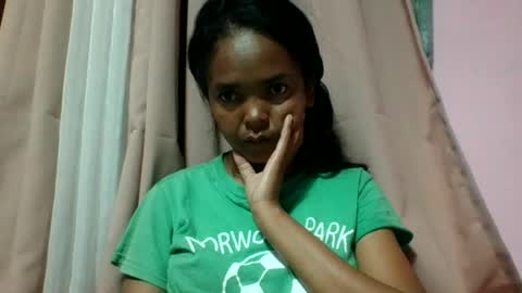 Snapshot of rosia685234 chatting on 07-18-26, 02:16 rosia685234 online show from 07-18-26, 02:16