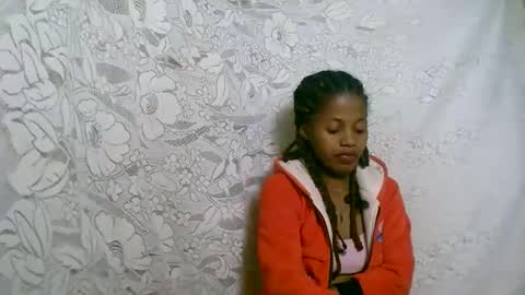 rosia online show from 10-10-25, 03:16