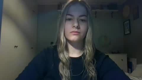 Snapshot of rosie_june chatting on 12-13-24, 11:02 Rosie online show from 12-13-24, 11:02