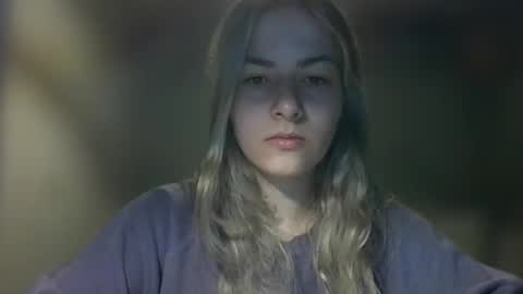 Snapshot of rosie_june chatting on 02-10-25, 07:47 Rosie online show from 02-10-25, 07:47