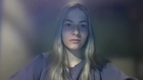 Snapshot of rosie_june chatting on 02-12-25, 11:07 Rosie online show from 02-12-25, 11:07