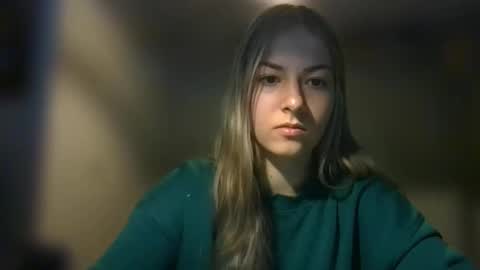 Snapshot of rosie_june chatting on 02-20-25, 07:55 Rosie online show from 02-20-25, 07:55