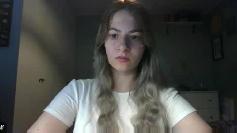 Snapshot of rosie_june chatting on 10-09-25, 07:28 Rosie online show from 10-09-25, 07:28