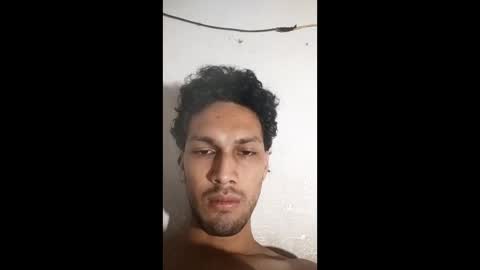 Snapshot of roskof69 chatting on 02-13-25, 04:11 Ribuu online show from 02-13-25, 04:11