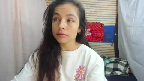 Snapshot of rosse_25 chatting on 06-17-26, 12:29 Would you like to help me with supplementation and sports suits so I can compete in powerlifting online show from 06-17-26, 12:29