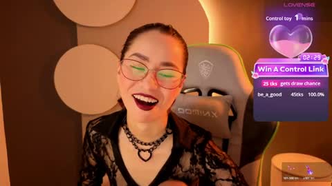 Snapshot of rosse_98_ chatting on 05-26-26, 02:13 Miss Rosse online show from 05-26-26, 02:13