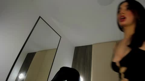 Snapshot of rosse_her chatting on 06-04-26, 06:25 R O S S E online show from 06-04-26, 06:25