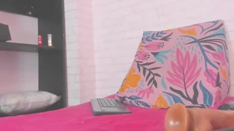 rosse_thompson11 online show from 01-14-25, 01:15