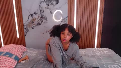 Rossi Hill online show from 01-14-26, 12:38