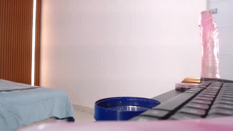 Rossi Hill online show from 03-06-26, 12:01