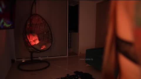 Rossey online show from 02-24-25, 07:44