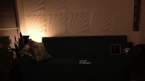 Rossey online show from 12-14-25, 01:11