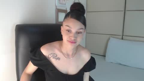 Snapshot of rossi_baker chatting on 02-27-25, 03:26 Rossi online show from 02-27-25, 03:26