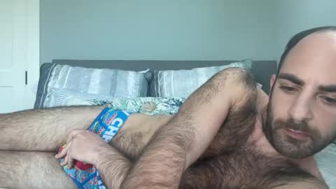 Snapshot of rossy510 chatting on 05-12-26, 03:53 Ross online show from 05-12-26, 03:53