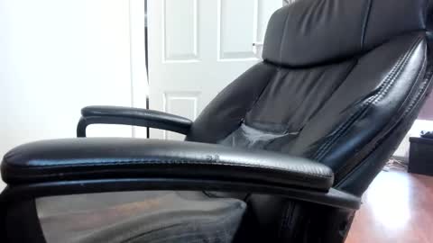 Snapshot of rostungurinn chatting on 01-20-25, 03:07 Rostungur online show from 01-20-25, 03:07