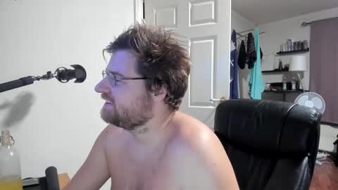 Snapshot of rostungurinn chatting on 01-21-25, 03:15 Rostungur online show from 01-21-25, 03:15