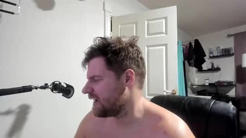 Snapshot of rostungurinn chatting on 02-27-25, 01:38 Rostungur online show from 02-27-25, 01:38