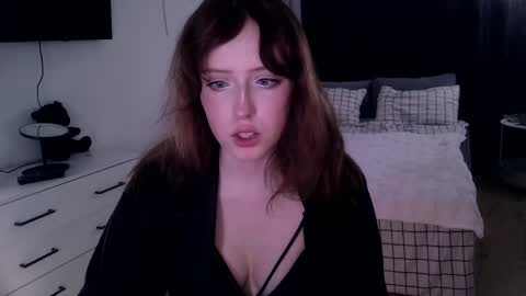 Snapshot of rosy_petal chatting on 06-01-26, 06:31 rosy_petal online show from 06-01-26, 06:31