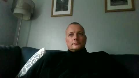 rotunda1874 online show from 11-09-25, 02:37