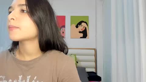 Snapshot of rous_and_sweet chatting on 09-21-25, 02:57 Rous and Sweet online show from 09-21-25, 02:57