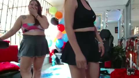 Snapshot of rous_kinky chatting on 11-12-25, 01:33 rous_kinky online show from 11-12-25, 01:33