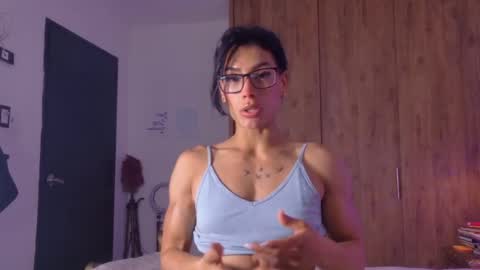 Snapshot of rouse_leon chatting on 05-16-26, 06:07 Rouse leon online show from 05-16-26, 06:07