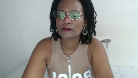 Snapshot of roushlove chatting on 03-02-25, 04:10 luxa online show from 03-02-25, 04:10