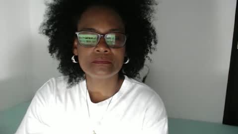 luxa online show from 01-15-26, 02:54