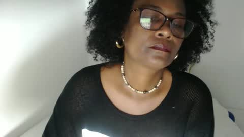 luxa online show from 02-06-26, 02:09